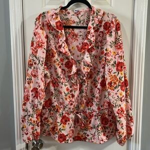 NWT Ladies Old Navy Floral Blouse. SZ XLT